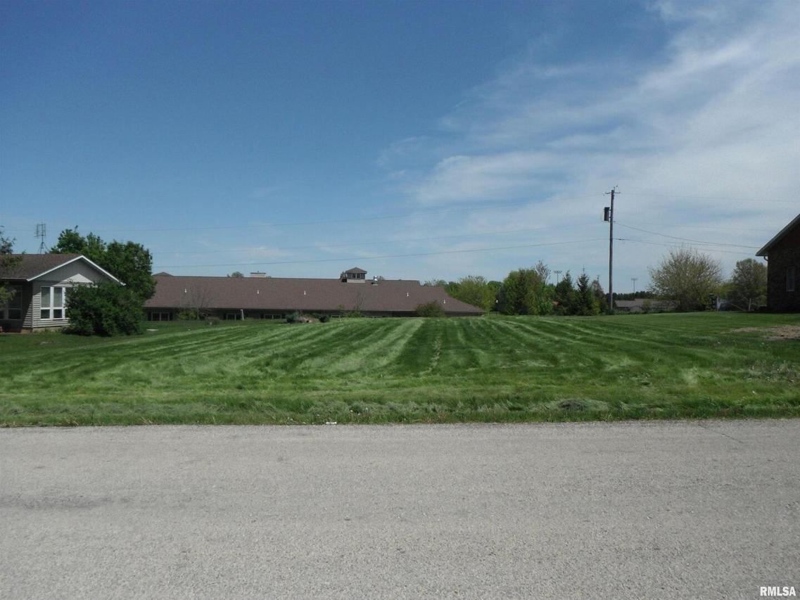 1203 NW 5th Ave., Galva, IL 61434