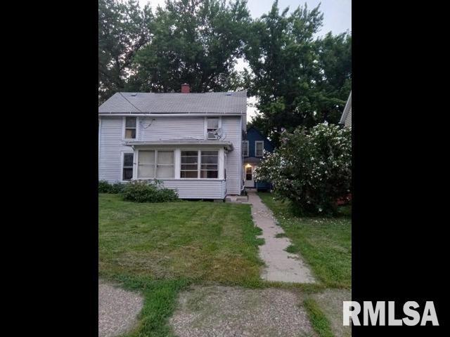 435 4th Ave., Moline, IL 61265