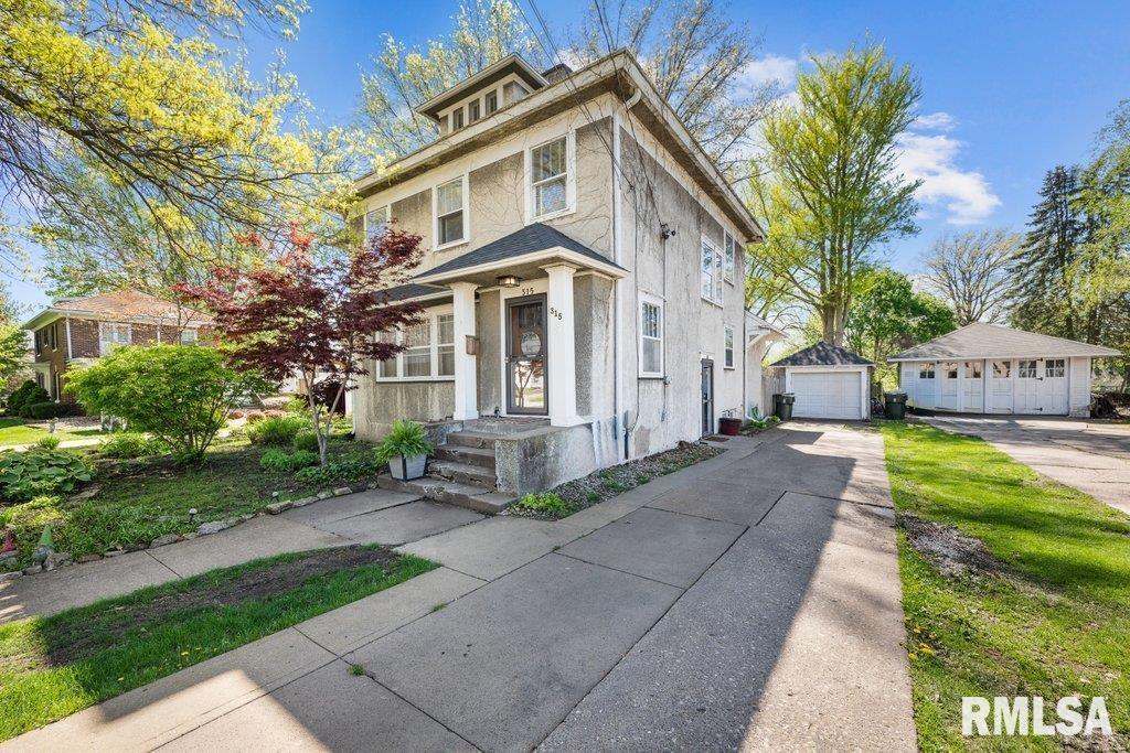 315 S Henry St., Geneseo, IL 61254