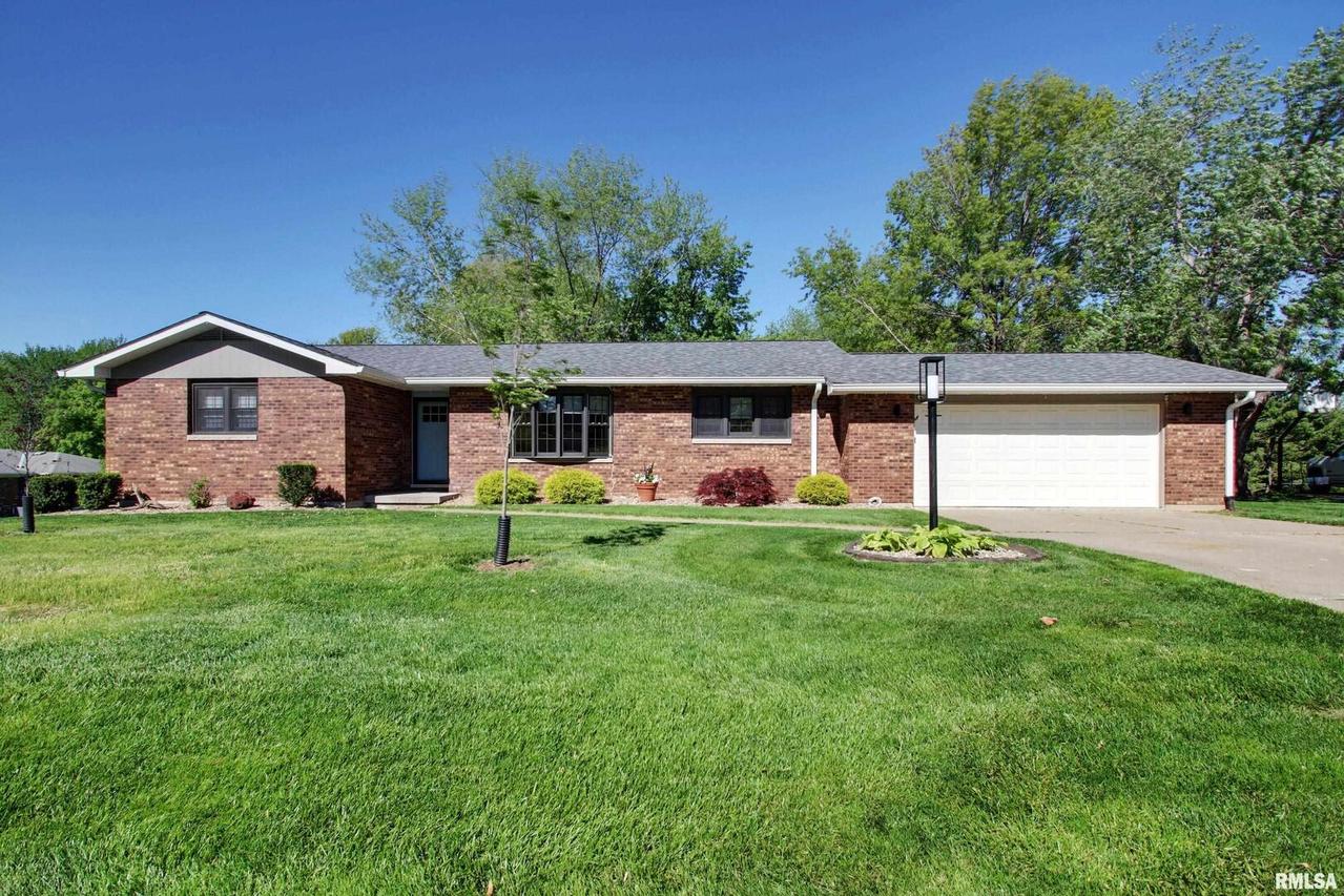 2104 Curved Creek Ct., Quincy, IL 62301