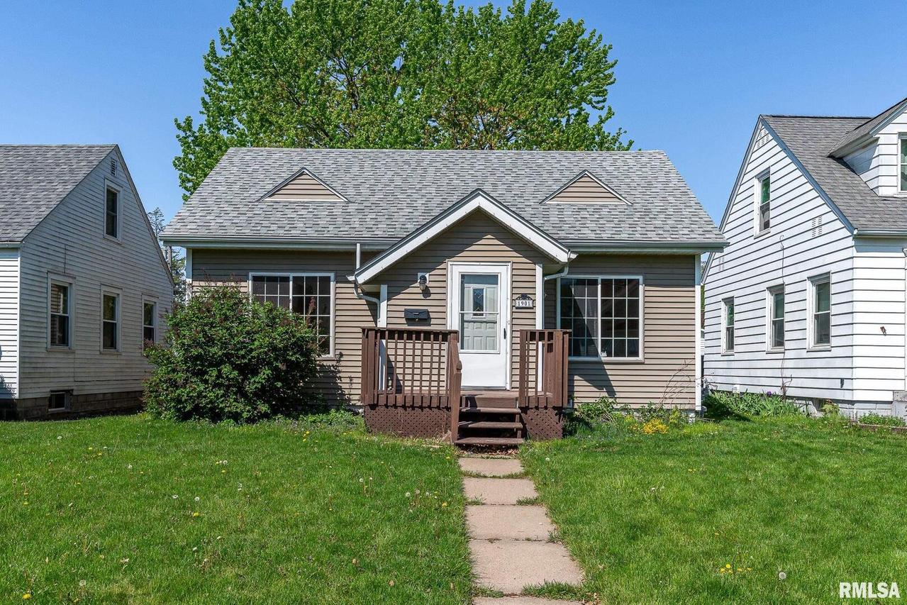 1901 30th St., Moline, IL 61265