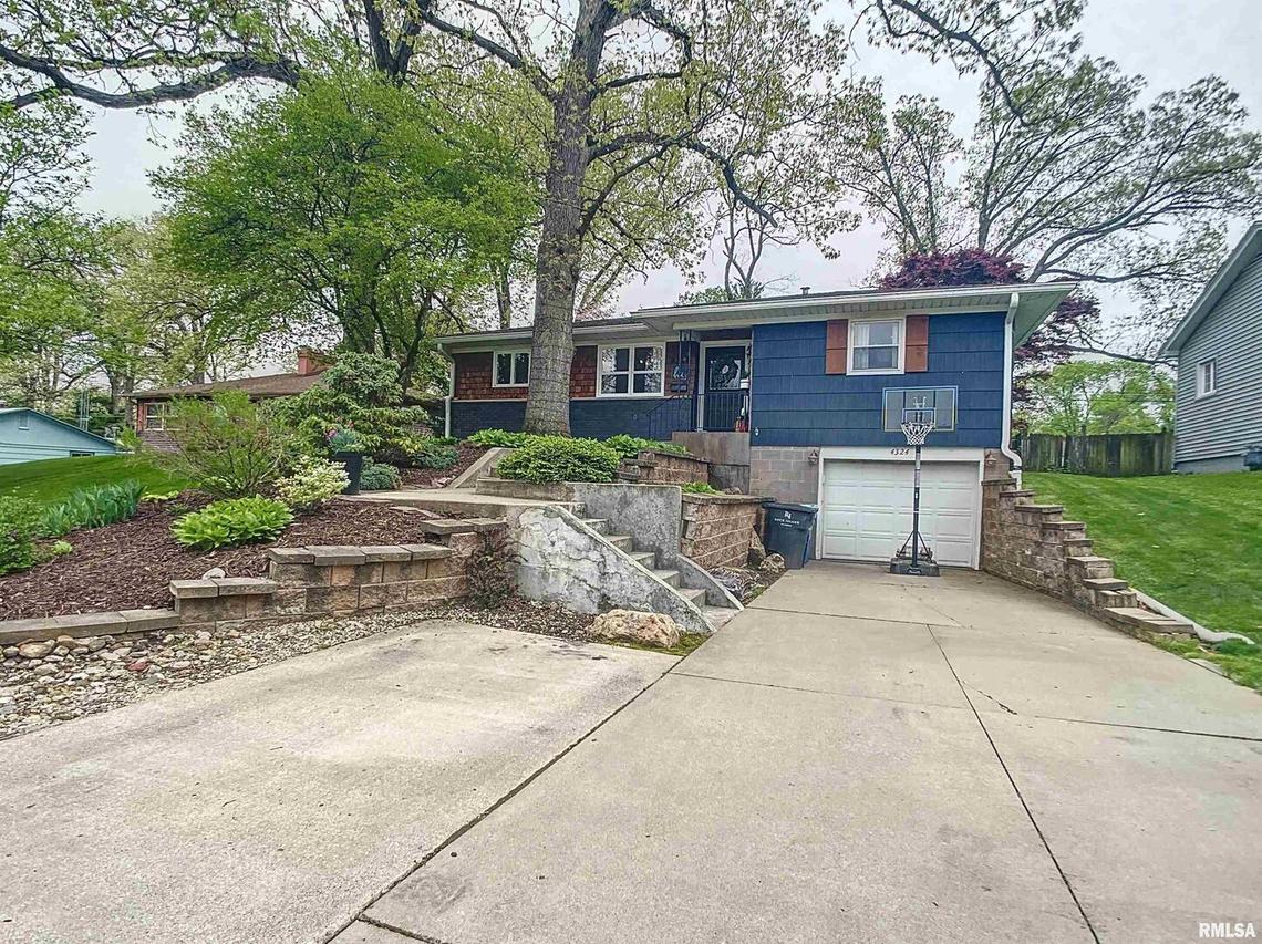 4324 26th Ave., Rock Island, IL 61201