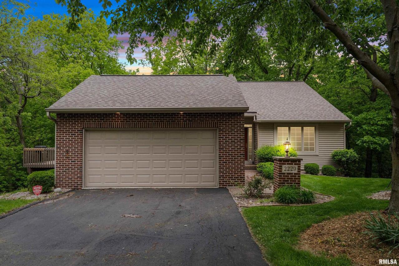 2229 31st Ave., Rock Island, IL 61201