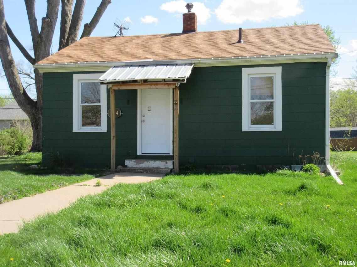 704 1st Ave., Colona, IL 61241