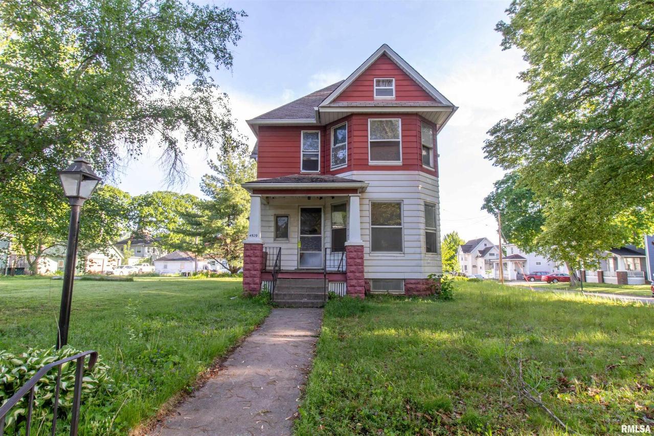 4529 8th Ave., Rock Island, IL