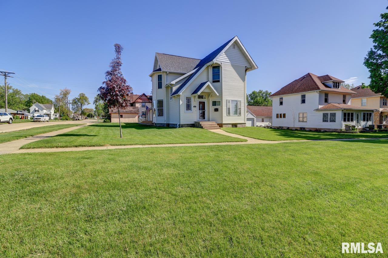 1003 11th Ave., Fulton, IL 61252