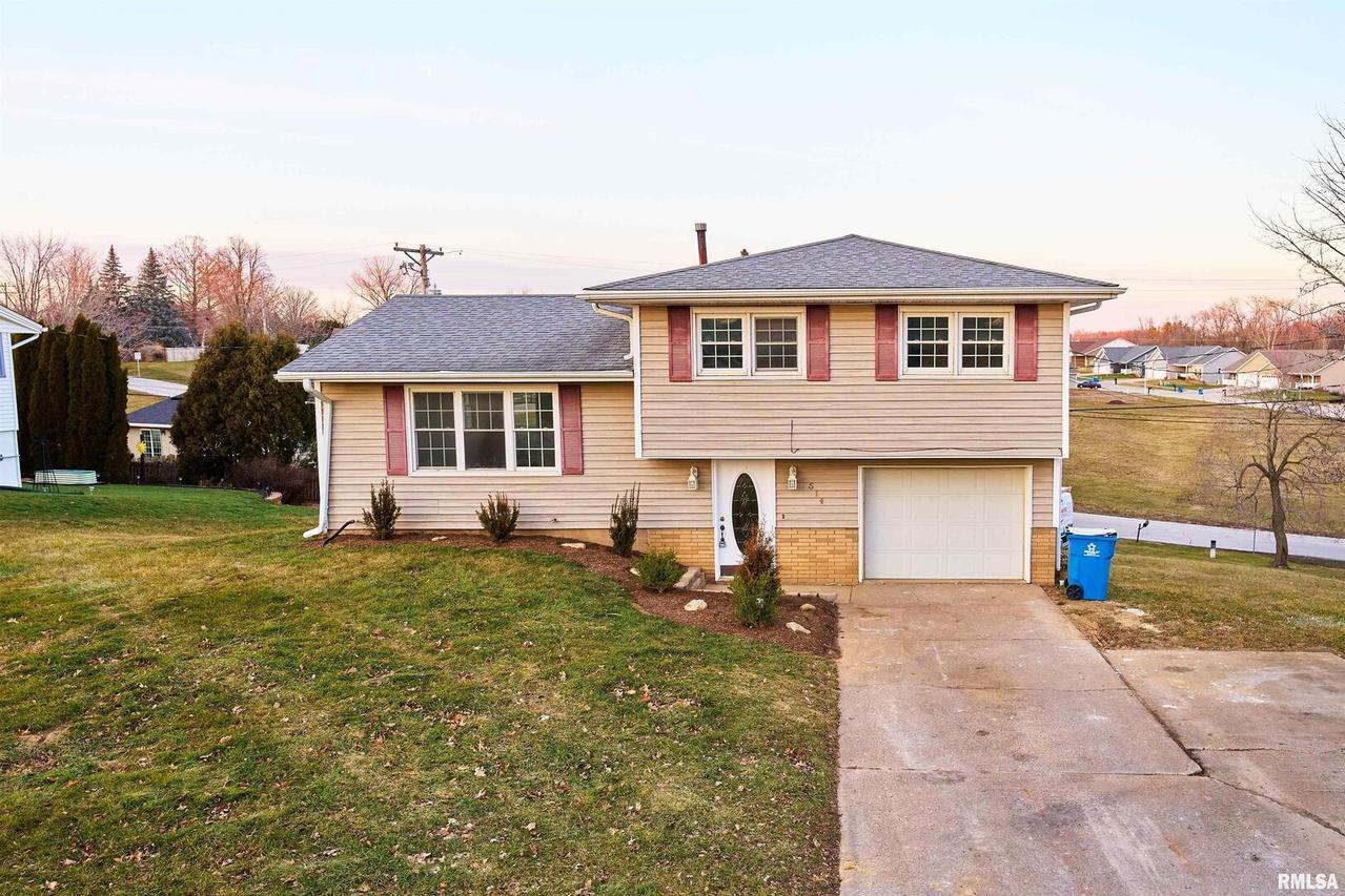 514 E 21st Ave., Coal Valley, IL 61240