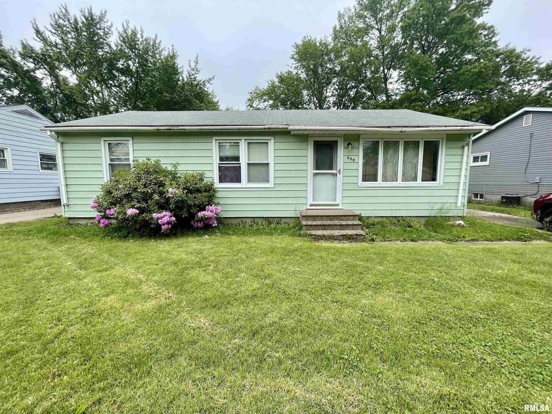 530 Greenview Ave., Colona, IL 61241