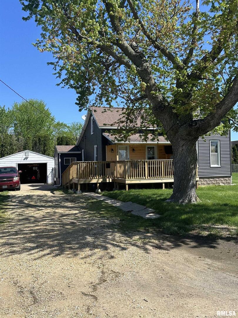 403 19th Ave., Fulton, IL 61252