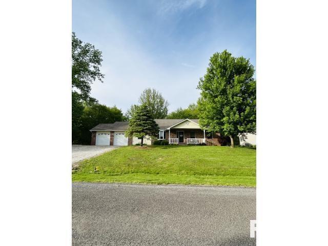 8045 Little Eagle Dr., Springfield, IL 62712