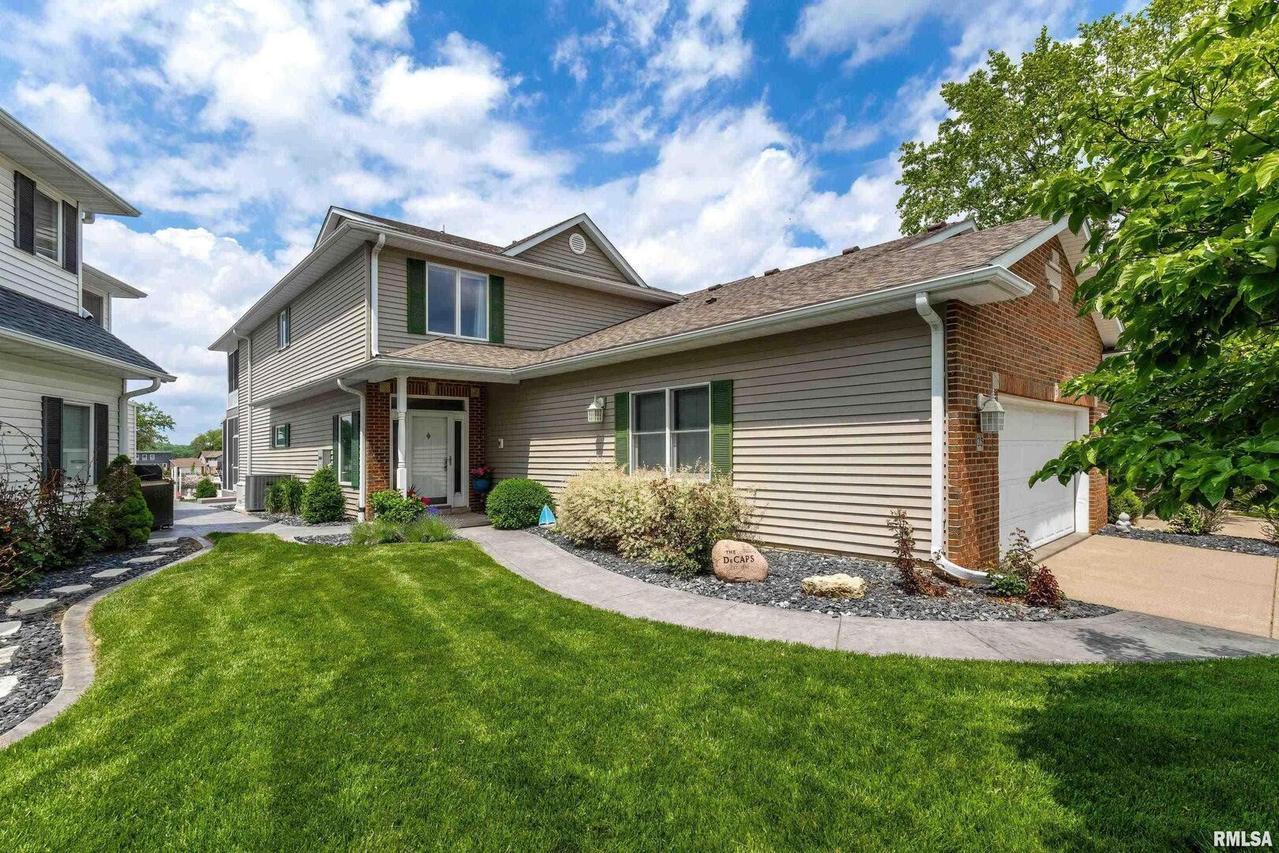 23 Villa Dr., Hampton, IL 61256