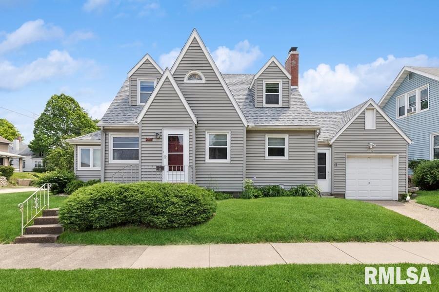 1902 8th St., Moline, IL 61265