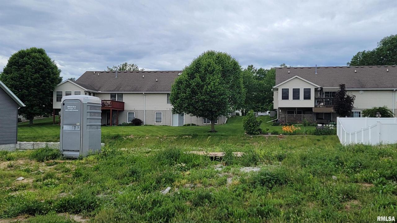 1708 E 6th St. #A, Coal Valley, IL 61240