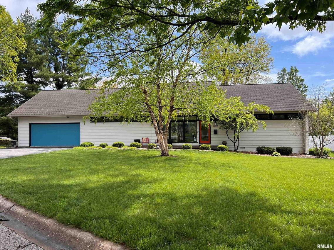 3022 NE Lincoln Hill, Quincy, IL 62301