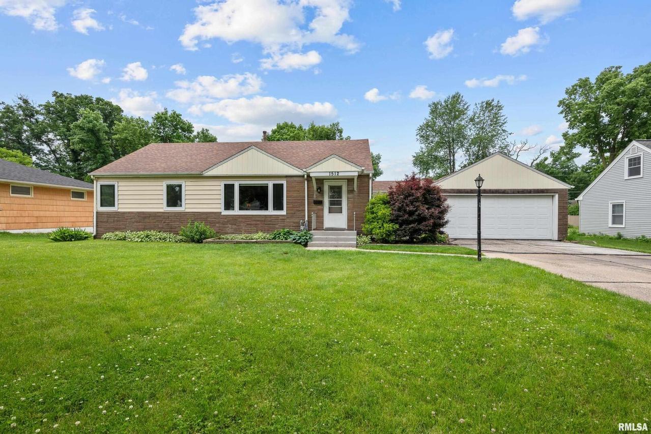 1512 26th Ave., Rock Island, IL 61201