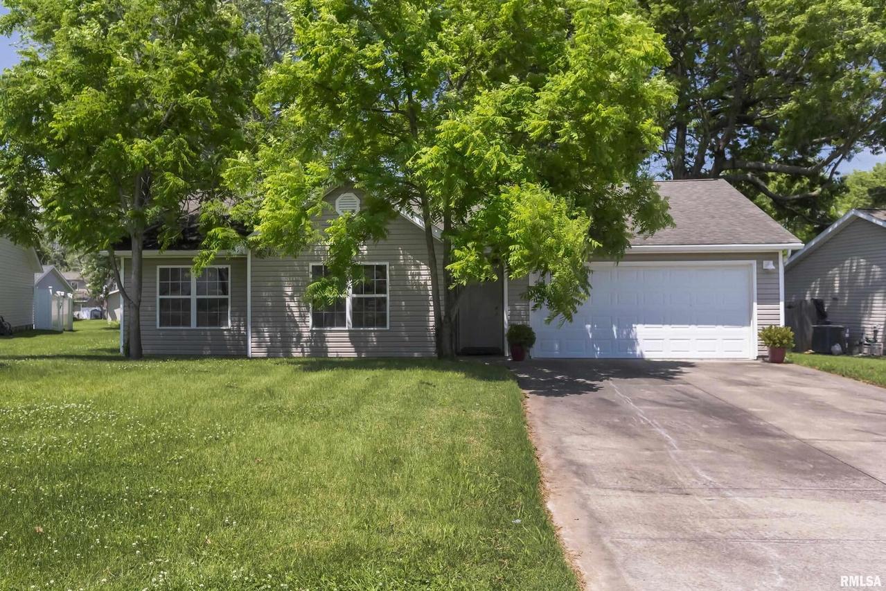 630 W Baird St., Carbondale, IL 62901