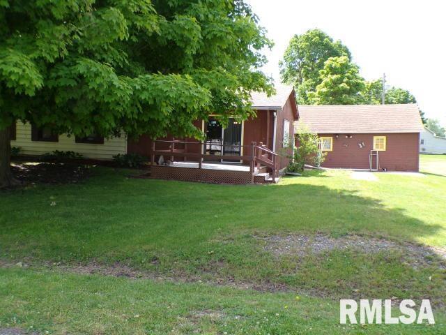 1501 18th St., Viola, IL 61486