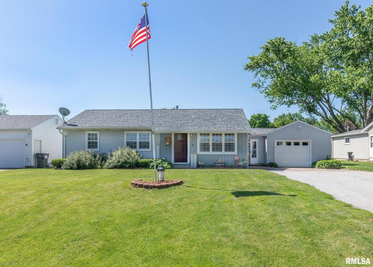 4624 50th Ave., Moline, IL 61265