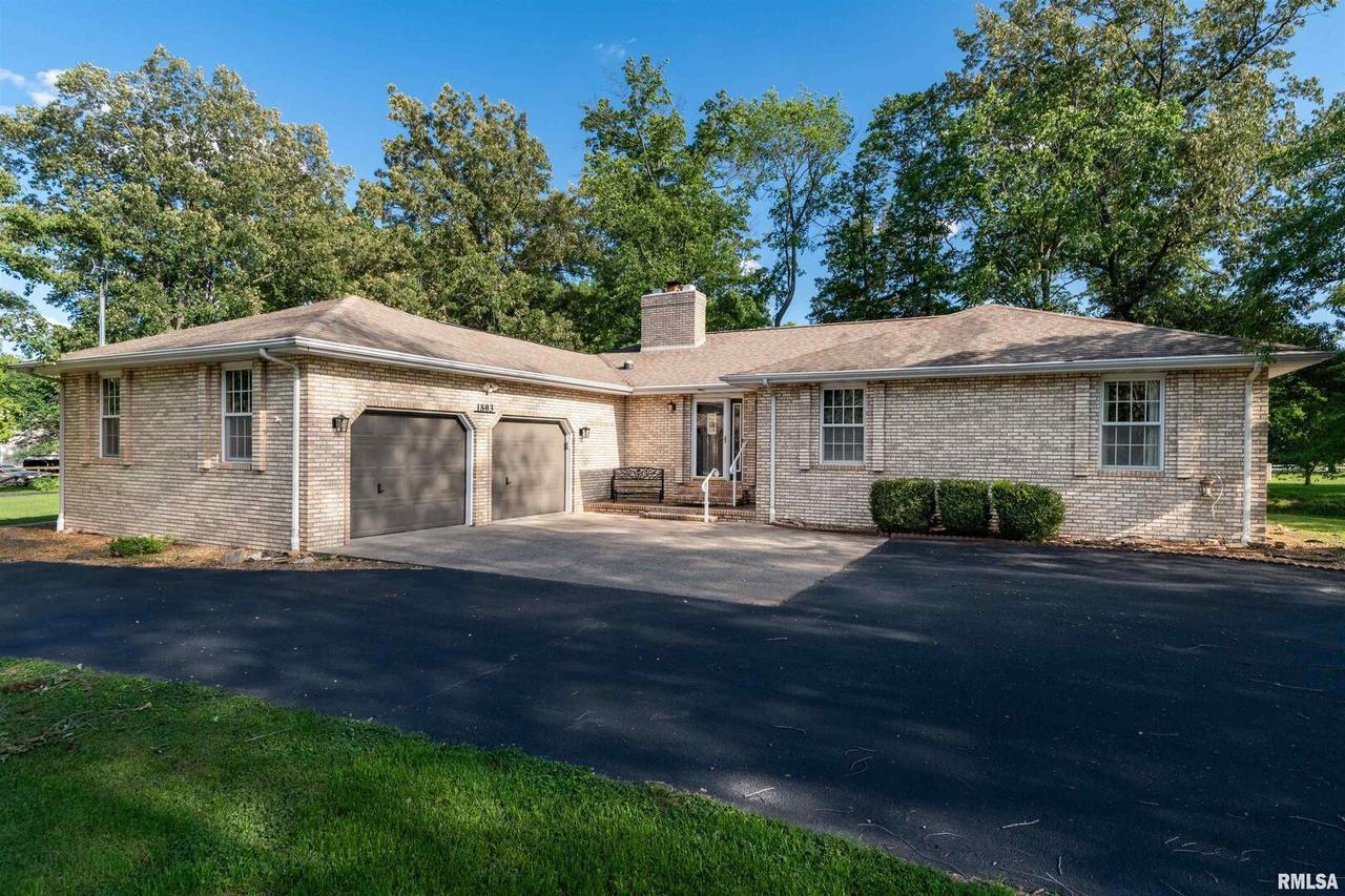 1803 Spring Garden Rd., Marion, IL 62959