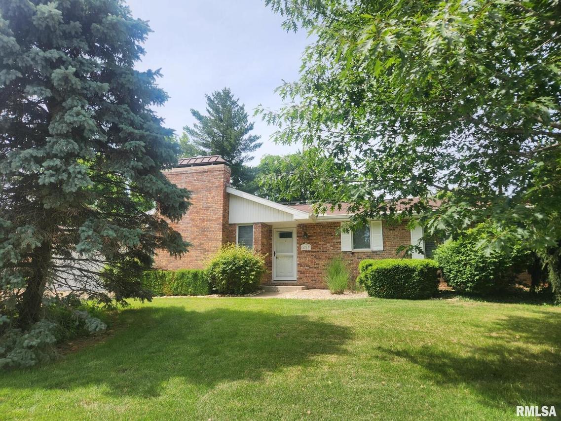 2713 Ken Ray Dr., Quincy, IL 62301