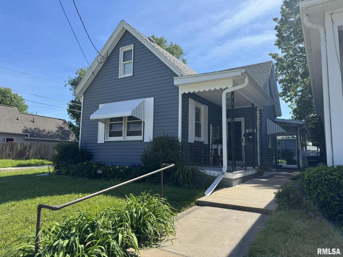 1108 N 20th St., Quincy, IL 62301