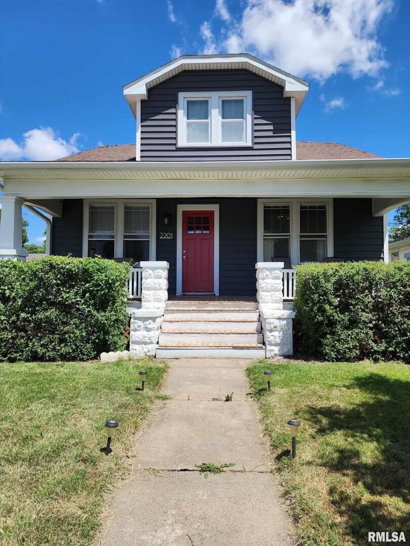 2201 Lind St., Quincy, IL 62301