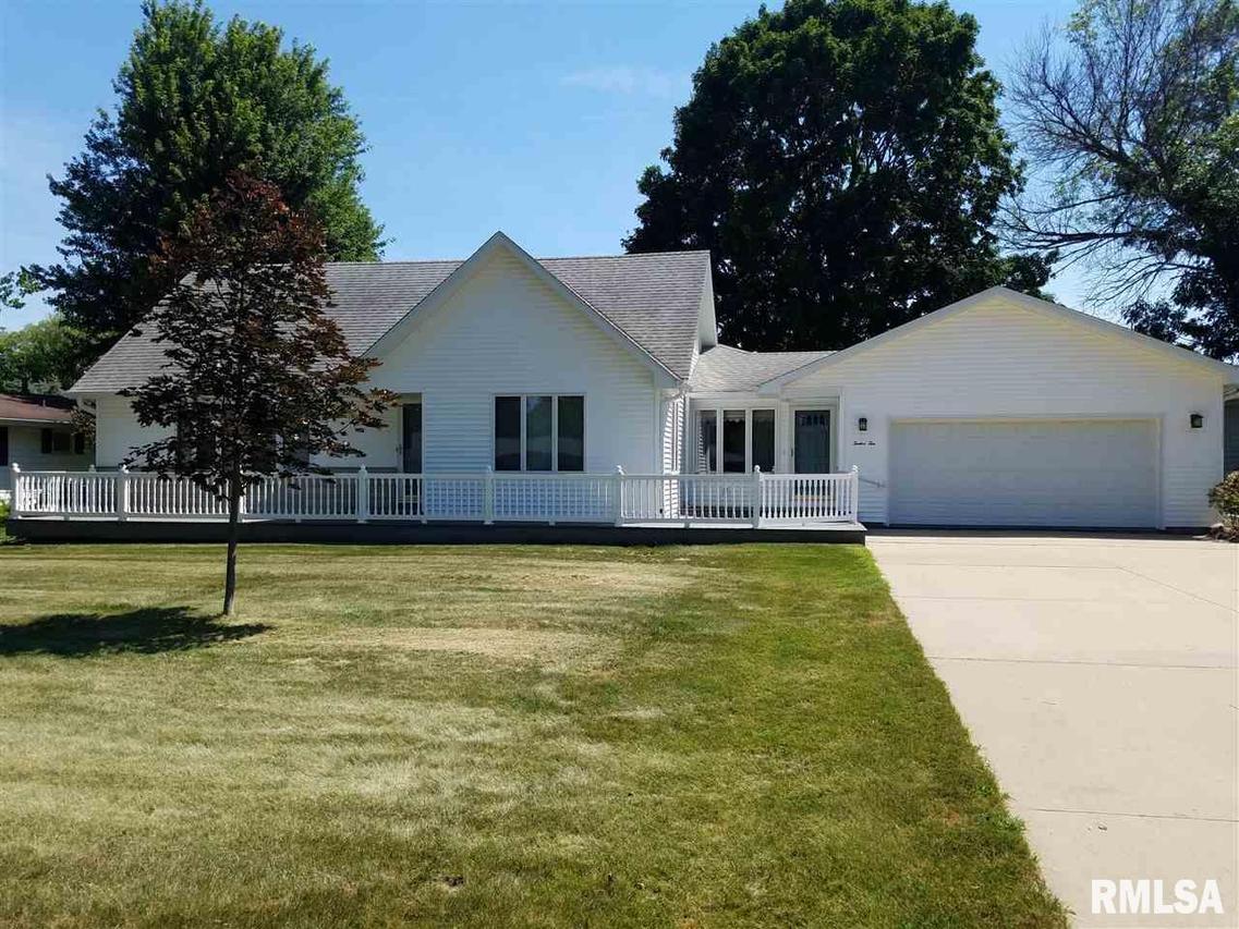 1210 2nd Ave., Fulton, IL 61252