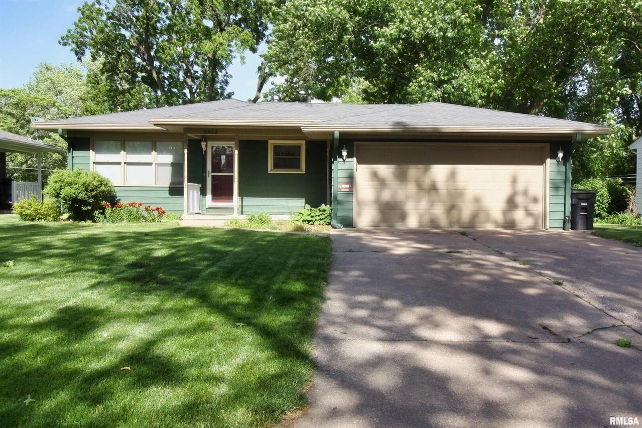 3413 37th St., Rock Island, IL 61201