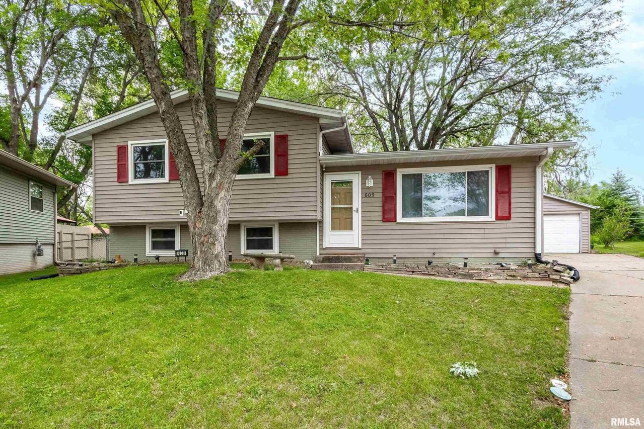 609 34th Avenue Ct., Milan, IL 61264