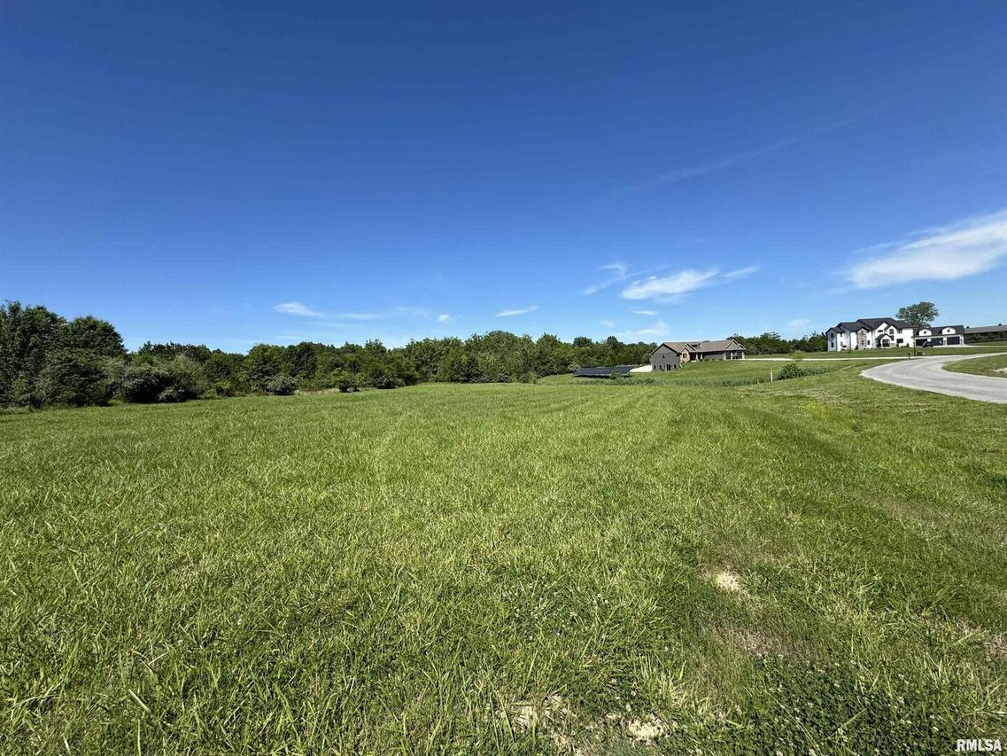 6293 Lakeview Dr., Carterville, IL 62918