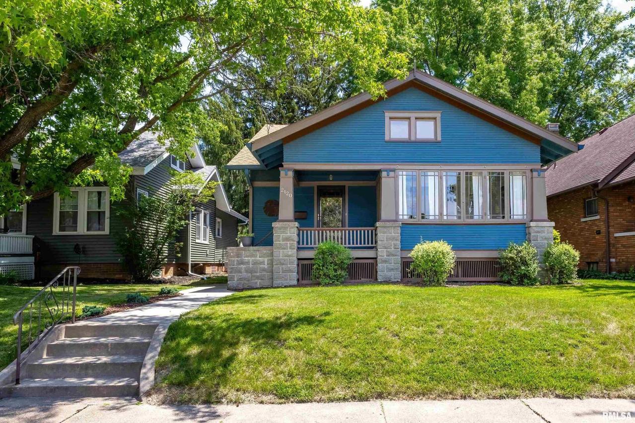 2120 12th St., Moline, IL 61265