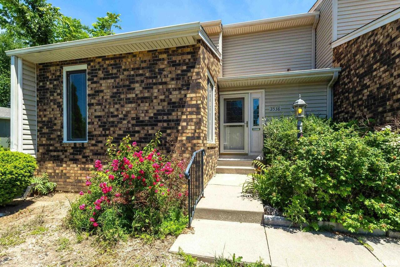 3538 56th Street Pl. #1, Moline, IL