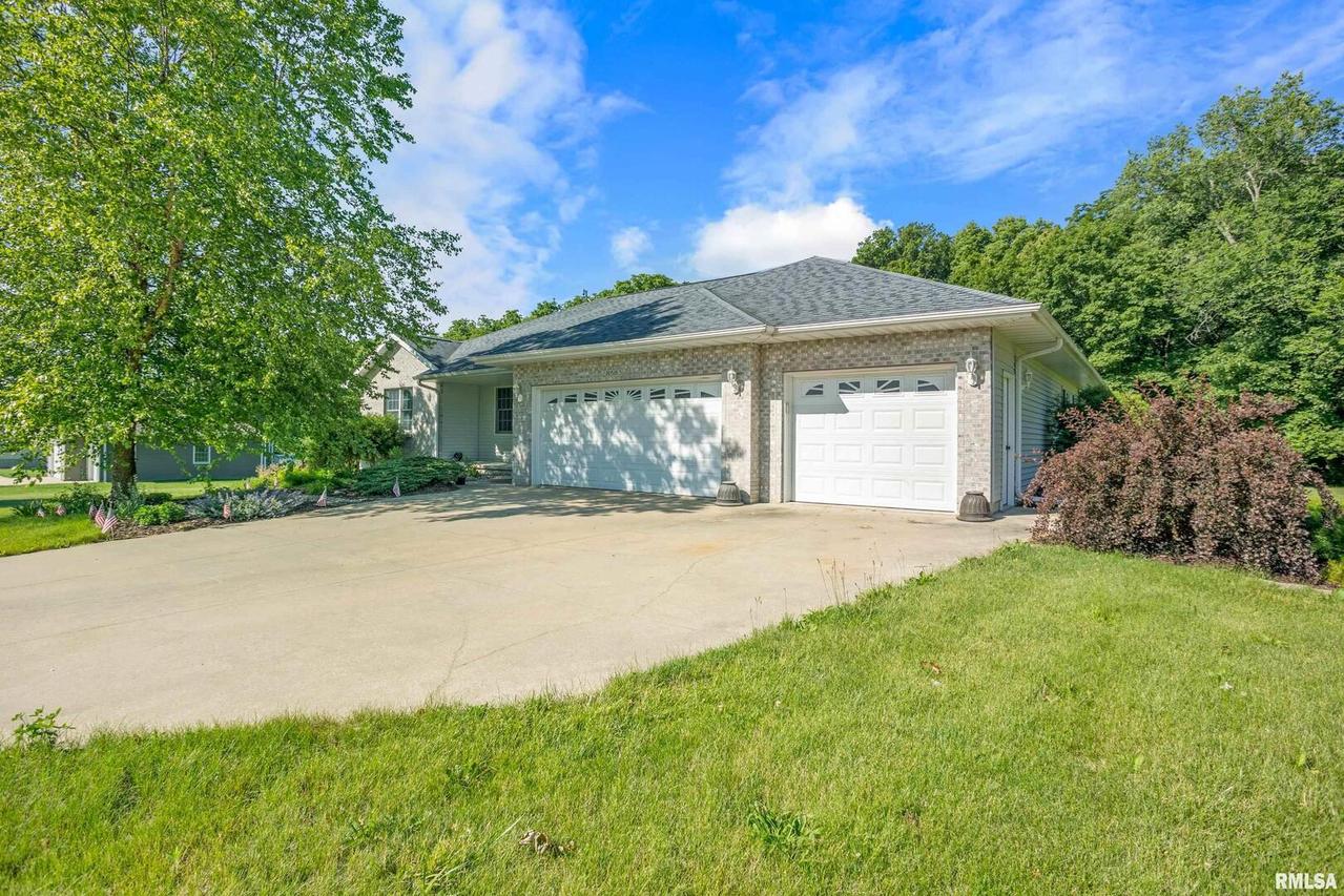 8583 Deere Run Rd., Fenton, IL 61251