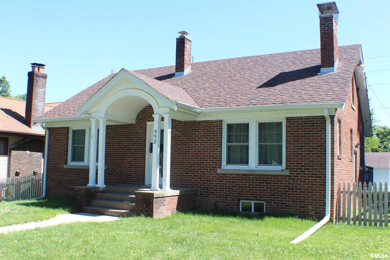 552 26th Ave., Moline, IL 61265