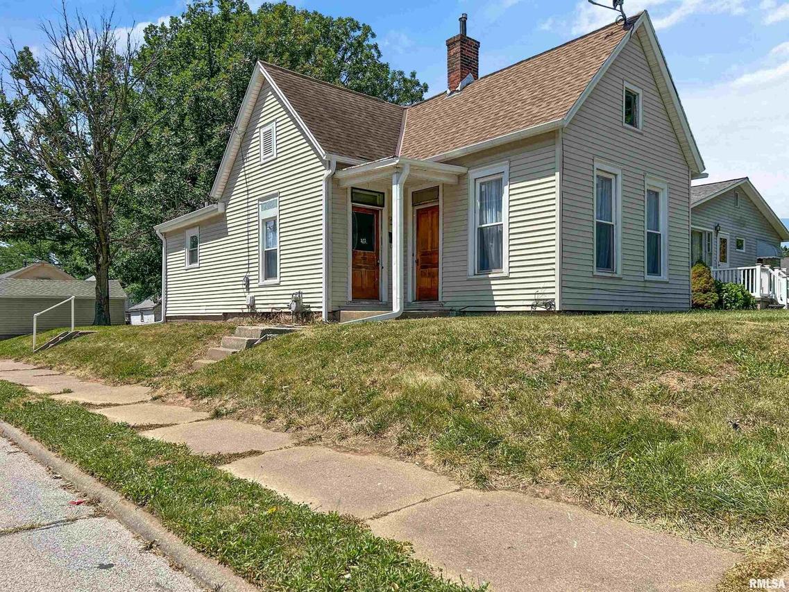538 Van Buren St., Quincy, IL 62301