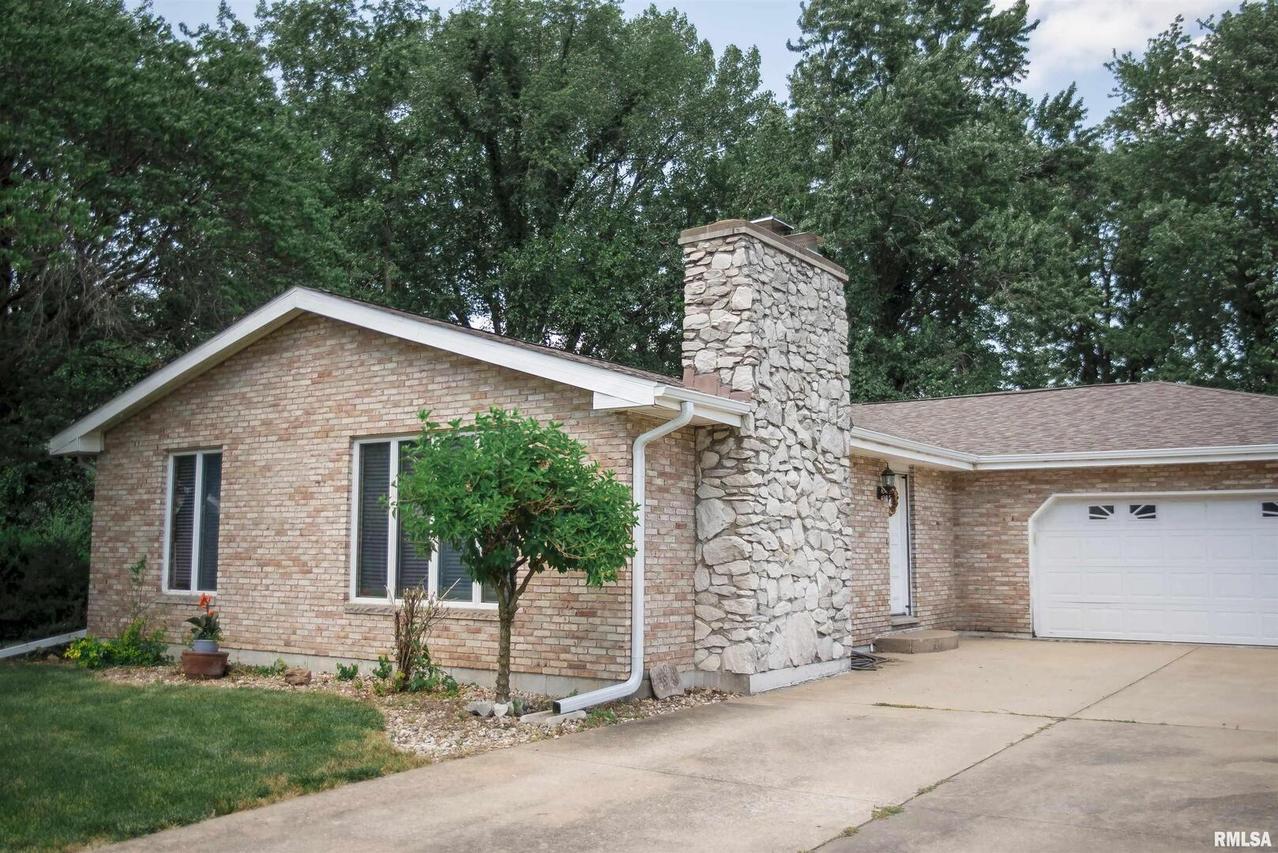 2831 Sonata Dr., Quincy, IL 62301