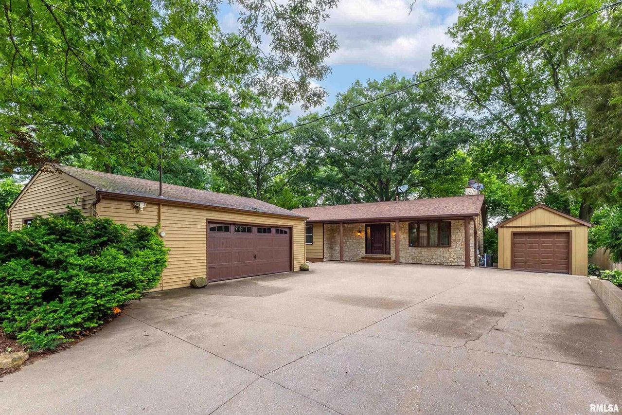 16404 Route 84 N, East Moline, IL 61244