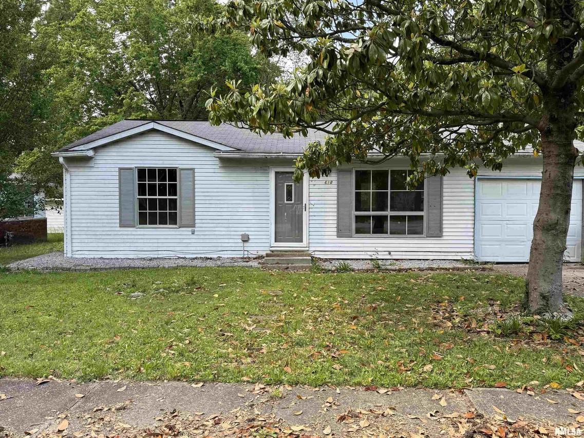 618 W Owens St., Carbondale, IL 62901