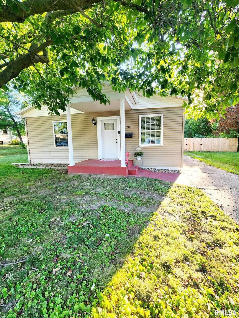 716 S 18th St., Quincy, IL 62301