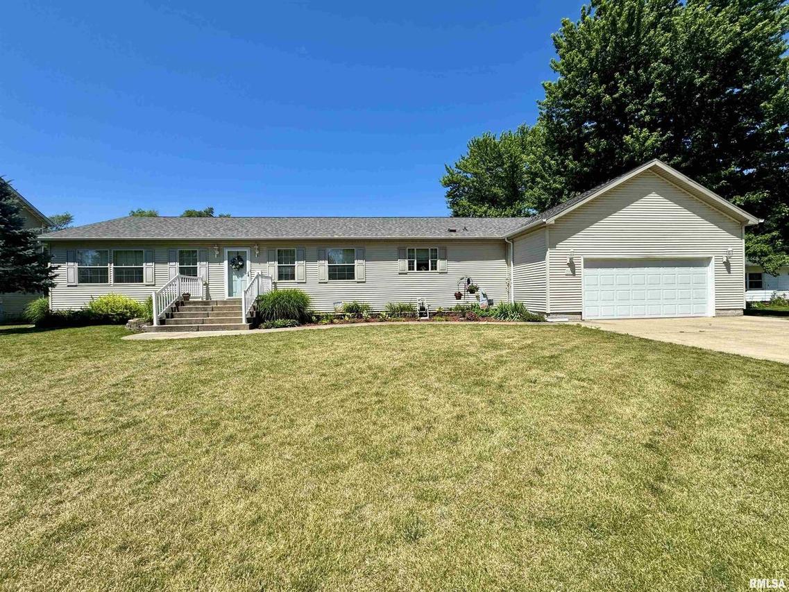 225 Carroll St., Colona, IL 61241