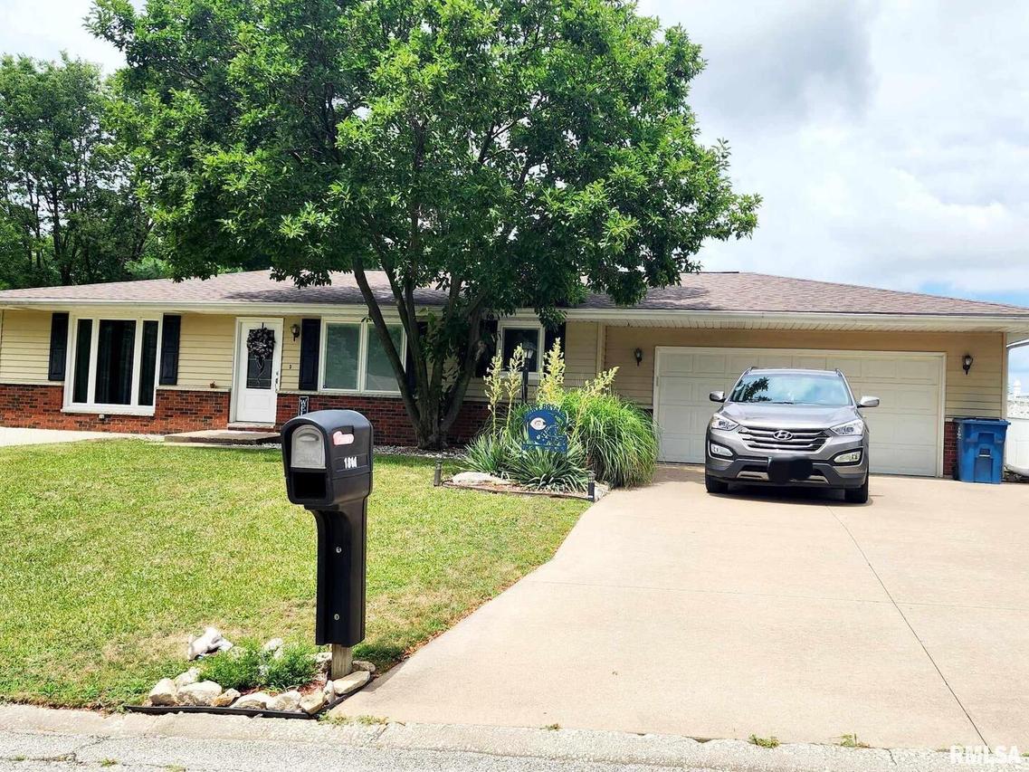 1811 N Sheridan Dr., Quincy, IL 62305