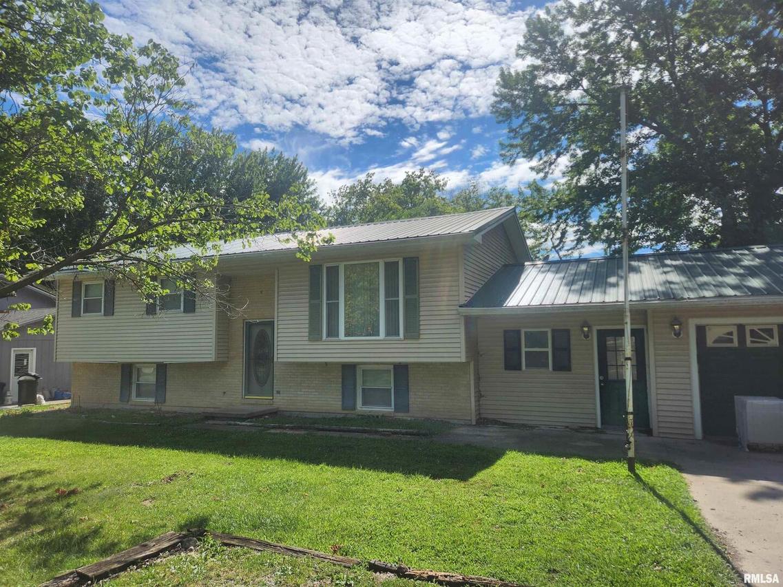 3 Windy Ct., Warsaw, IL 62379