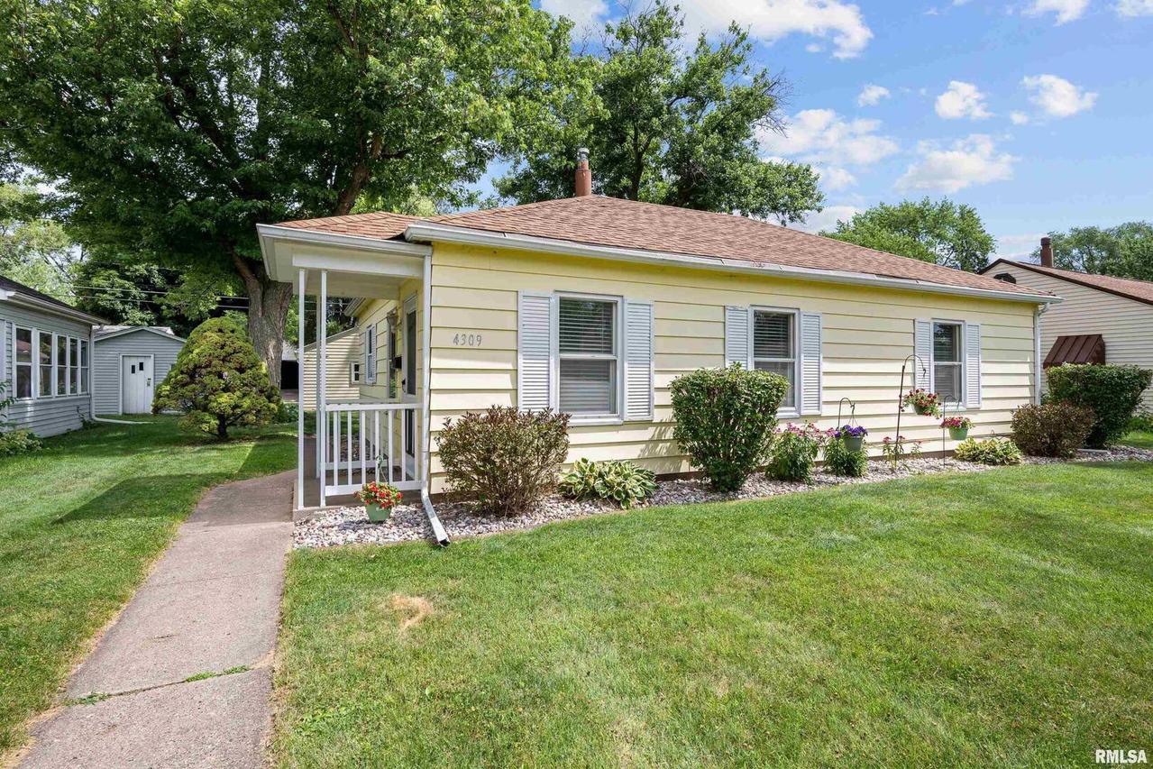 4309 23rd Ave., Rock Island, IL 61201