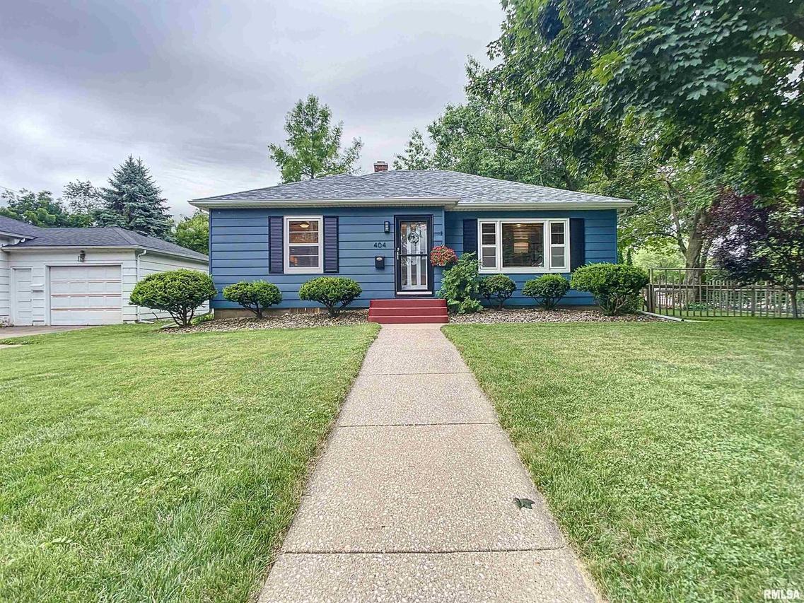 404 24th Ave., East Moline, IL