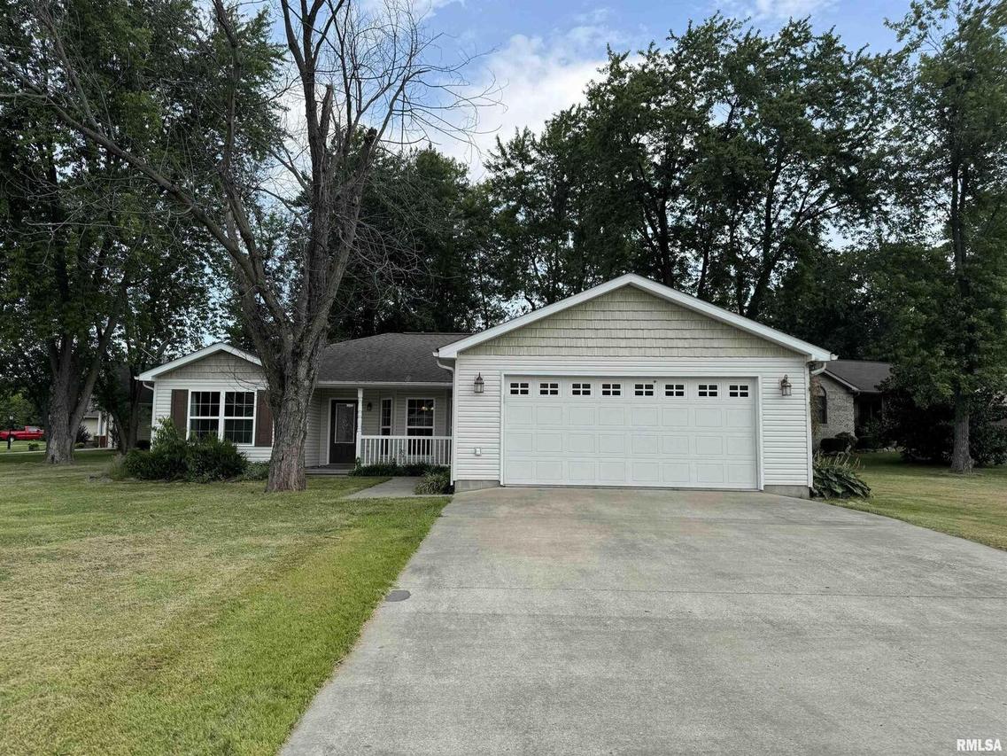 310 Whitney Ln., Marion, IL 62959