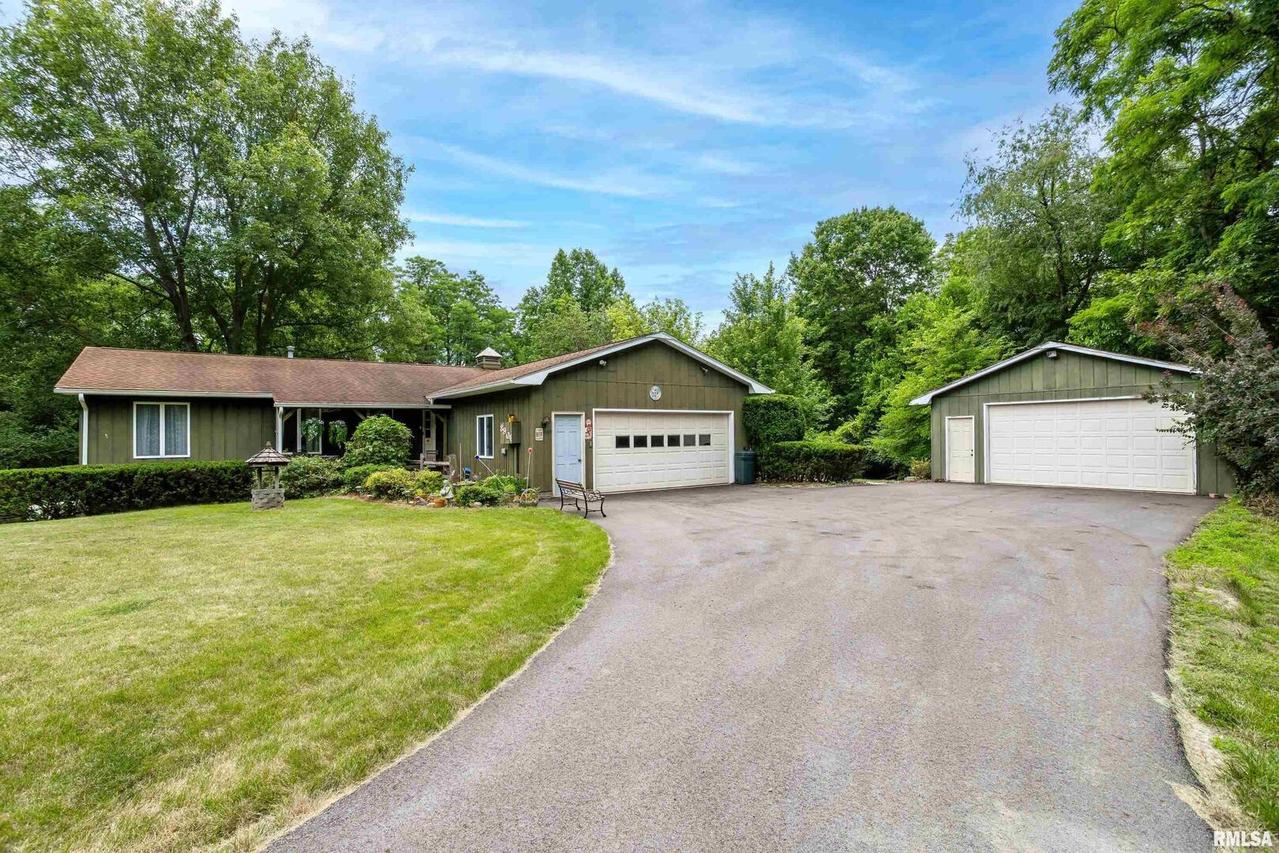 8904 217th St., Port Byron, IL