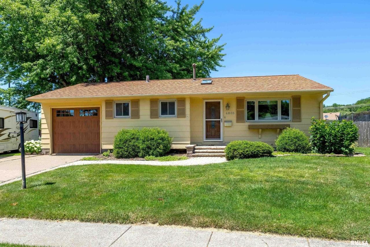 4805 45th Ave., Moline, IL 61265