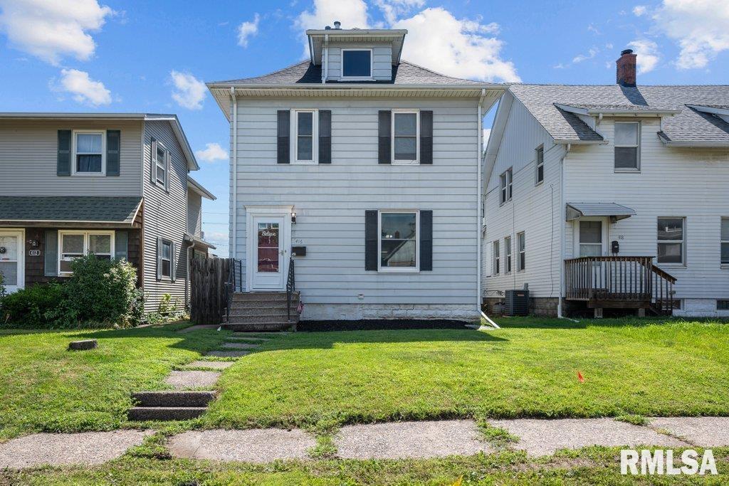 416 39th St., Moline, IL 61265