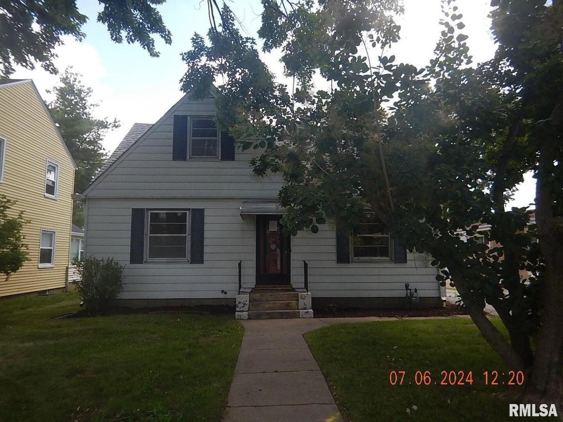 2123 36th St., Rock Island, IL 61201