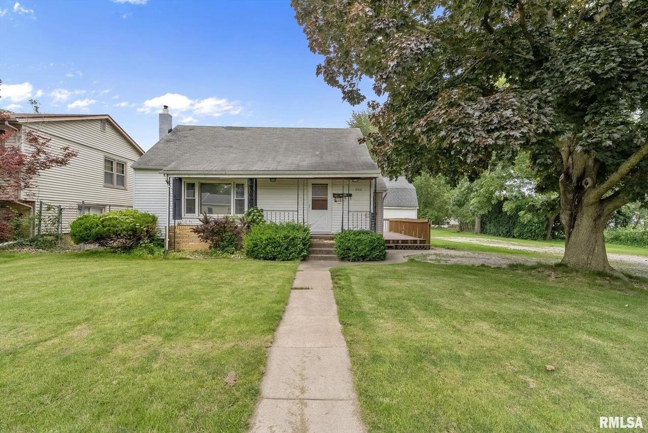 2418 48th St., Moline, IL 61265